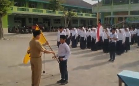 VISI DAN MISI CALON KETUA & WAKIL KETUA OSIS MTs DARUSSA'ADAH KRITIG PETANAHAN MASA BAKTI 2020-2021