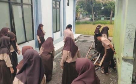 MTs Darussa’adah Adakan Pembiasaan Jum’at Bersih Sekaligus Memperingti Hari Peduli Sampah Nasional (HPSN) 2023