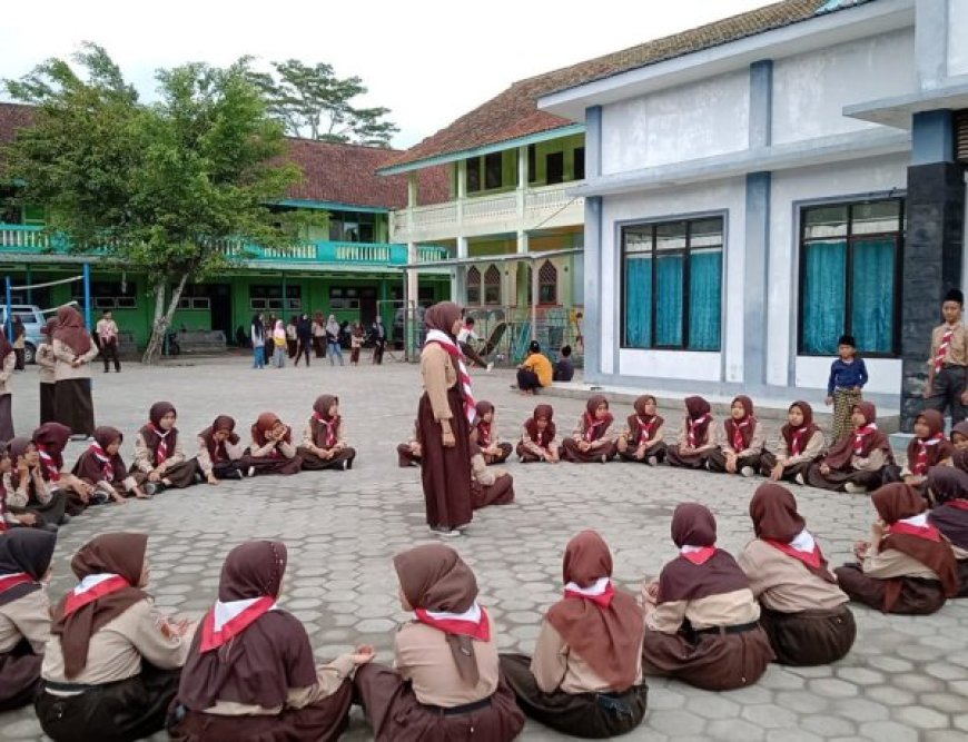 MTs DARUSSA’ADAH ADAKAN KEGIATAN PRAMUKA DENGAN SEMANGAT YANG LUAR BIASA