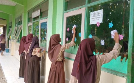 Penguatan Pendidikan Karakter dalam Kegiatan Pembiasaan Jum’at Bersih MTs Darussa’adah