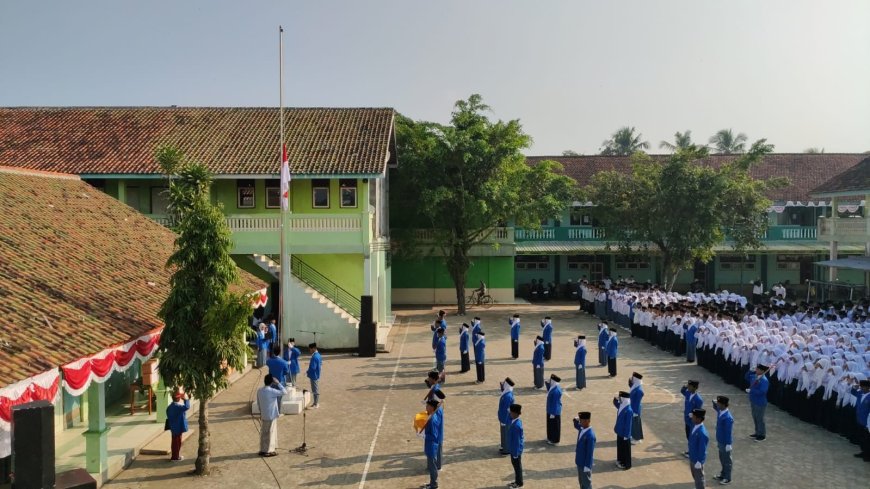 Upacara Kemerdekaan HUT RI Ke-80 YAKPI Darussa'adah Kebumen